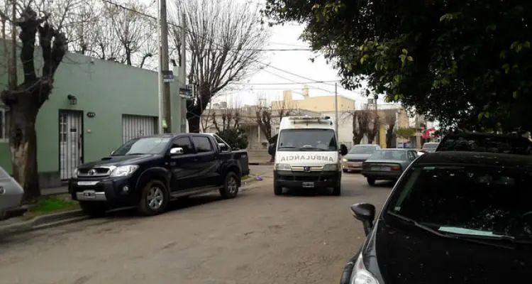 Menor detenido y liberado tras robar con un cuchillo a una mujer frente a la Guardia