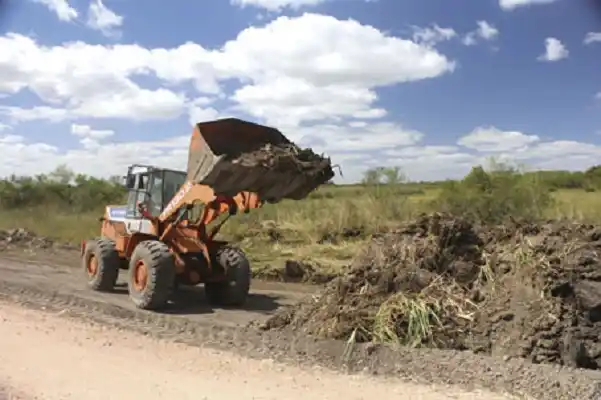 Avanza la pavimentación desde  Oro Verde a Tezanos Pinto
