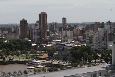 Sábado fresco pero con sol este sábado en la ciudad de Santa Fe