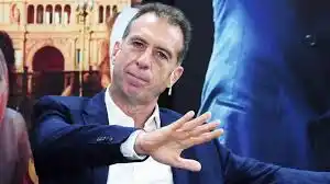 El hermano de Mauricio Macri presentó una denuncia contra el grupo empresarial de la familia