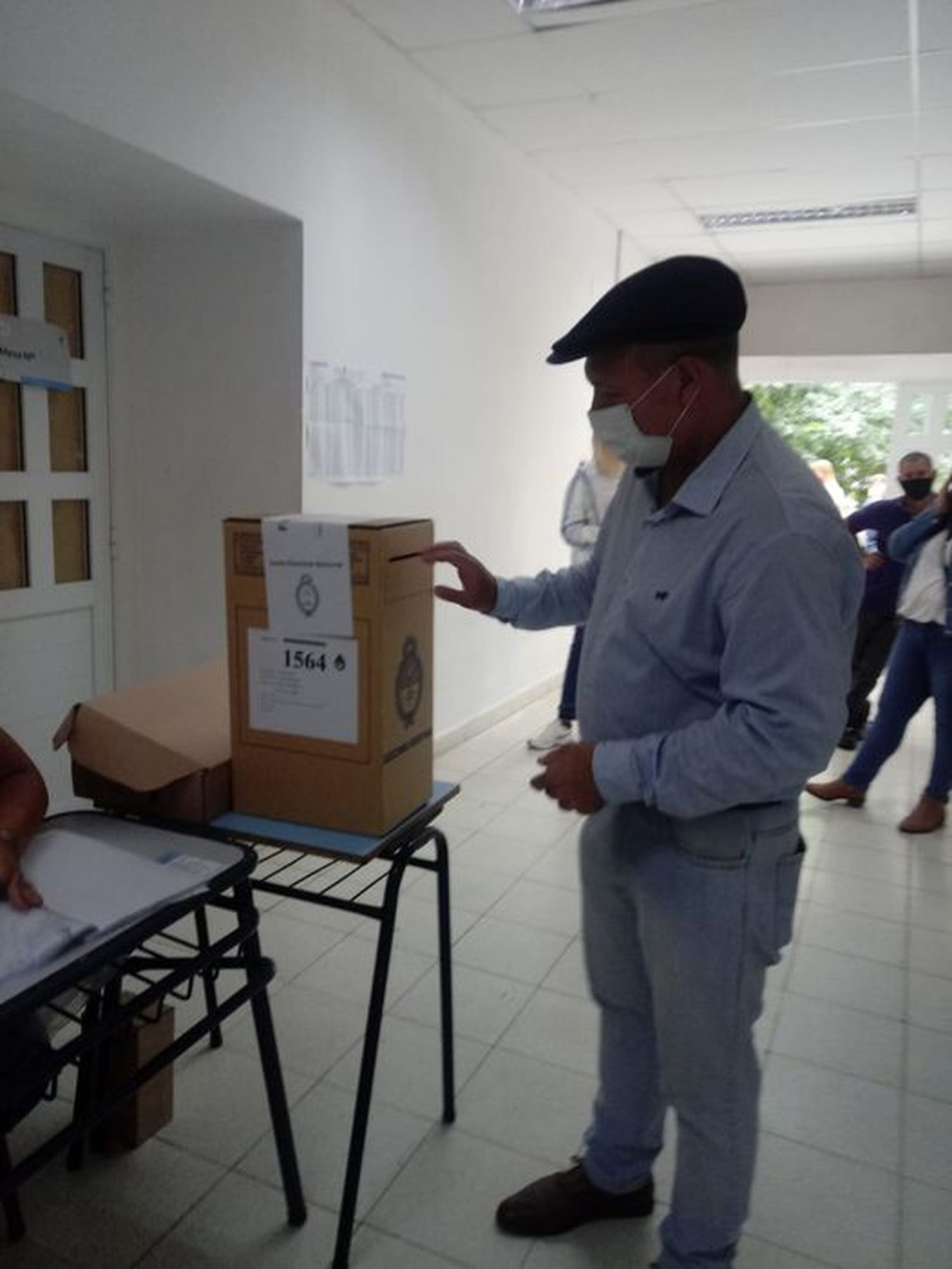 Fabián Menescardi participó del acto eleccionario en Galarza