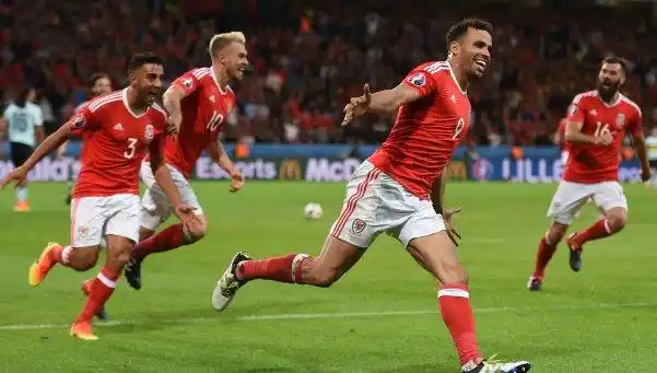 Gales hace historia en la Eurocopa y se mete en semifinales