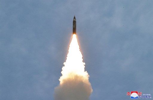 ¡TENSIÓN ENTRE LAS COREAS! Pyongyang lanza un misil balístico