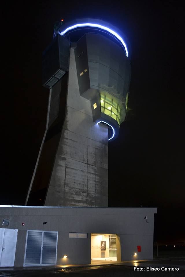 Empezó a operar la nueva torre de control del aeropuerto de Córdoba