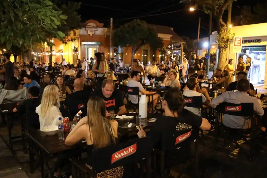 Exitosa noche del Mosconi Soho: reservas agotadas en una noche a pura fiesta