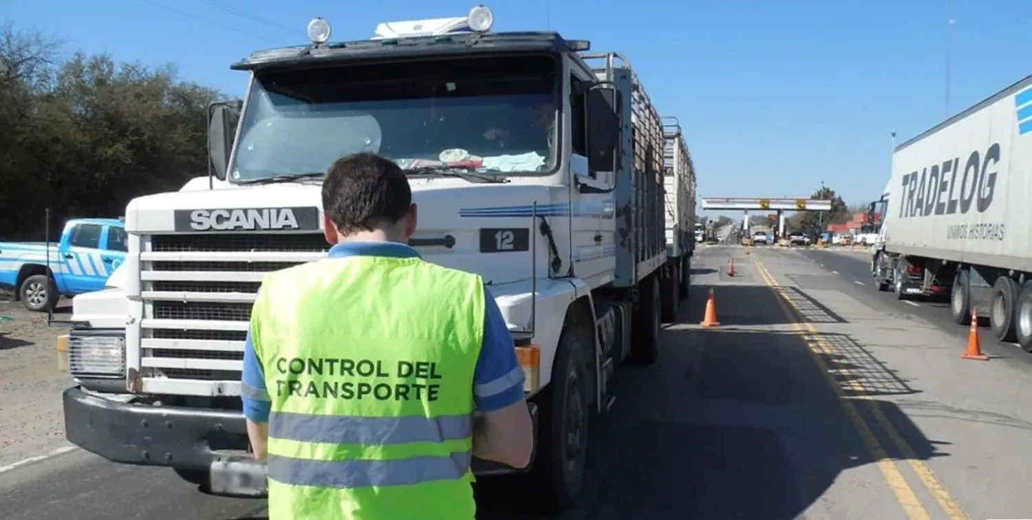 El gobierno provincial implementa el operativo cosecha en las carreteras de Santa Fe.