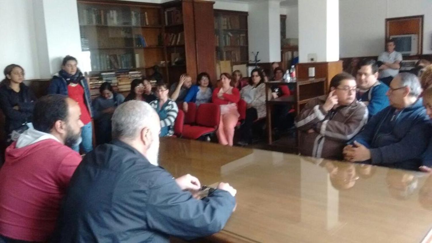 Enfermeros esperarán respuesta hasta el martes