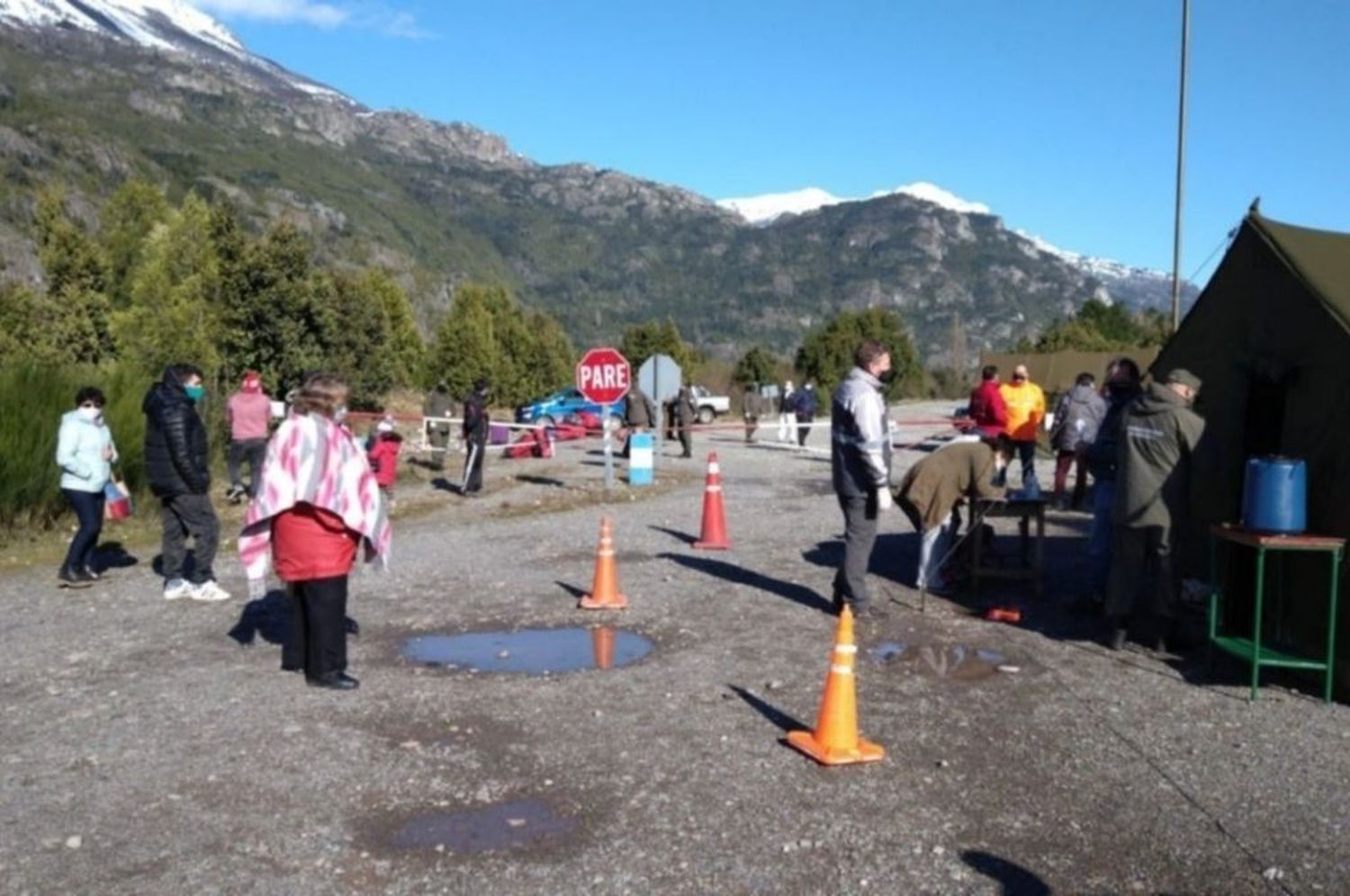 Regresaron por Chubut 54 argentinos que estaban varados en Chile desde marzo