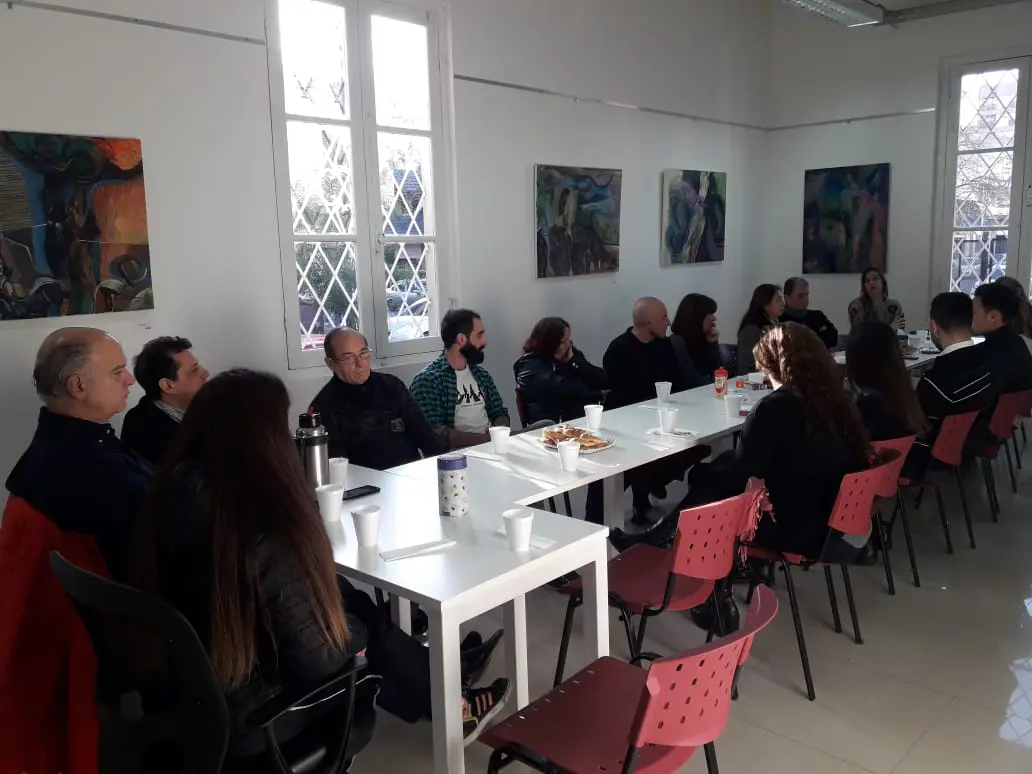 Lanús: Grindetti desayunó con los trabajadores del área de cultura 