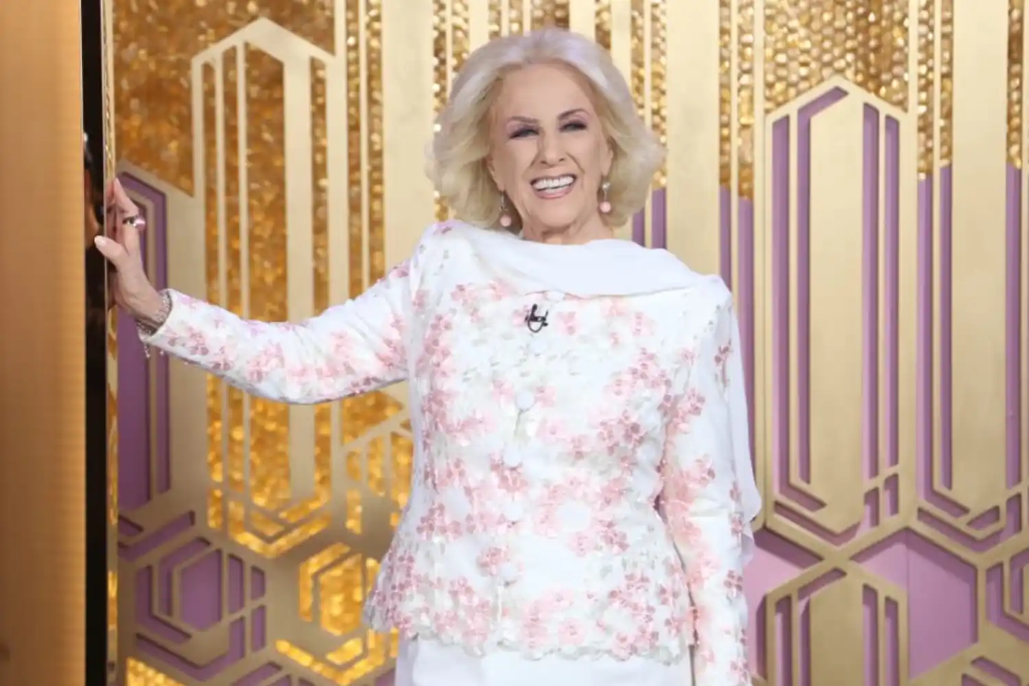 El secreto de Tinder que sorprendió a Mirtha Legrand: “¡Qué crueldad!”