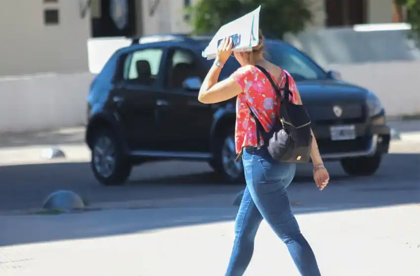 Alerta por las altas temperaturas: piden a la población extremar cuidados para evitar un golpe de calor