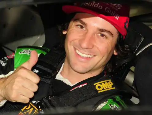 Juan Bautista, cerca del “Gurí” Martínez