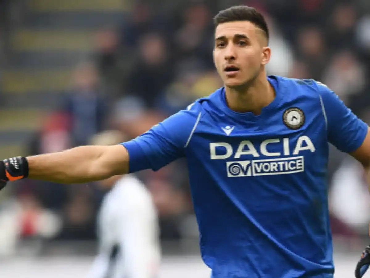 Musso saludó a los hinchas del Atalanta, su nuevo club 