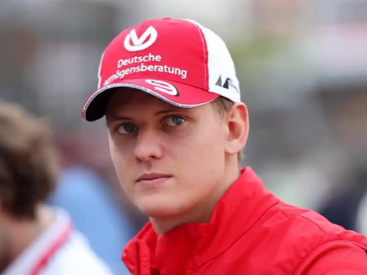 Mick Schumacher asegura no sentir "presión" por el apellido que lleva