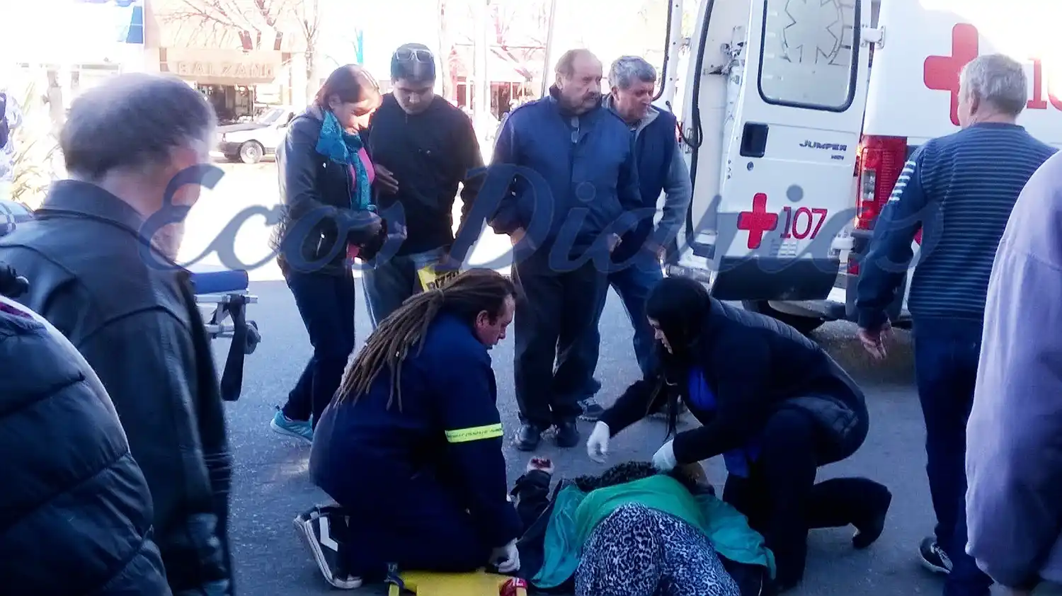Dos jóvenes heridas en accidentes