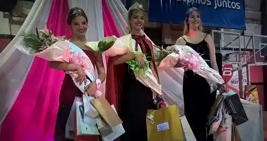 Valentina González es la nueva reina de Carrozas