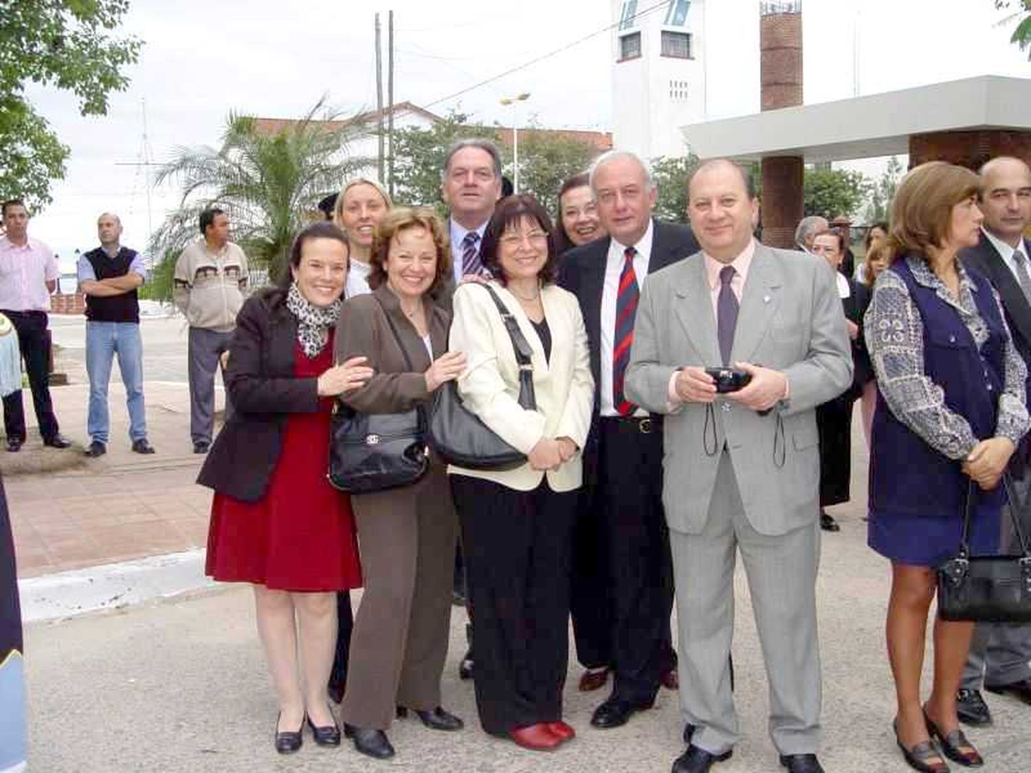 El adiós al viejo territorio nacional 
y la bienvenida a la provincia