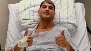 Exequiel Palacios estará fuera de las canchas varios meses.