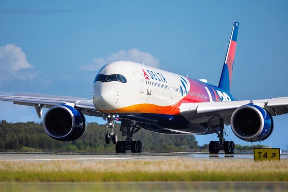Delta Air Lines regresa a Hong Kong