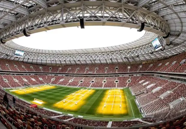 Francia-Croacia, el cartel luminoso de la final
