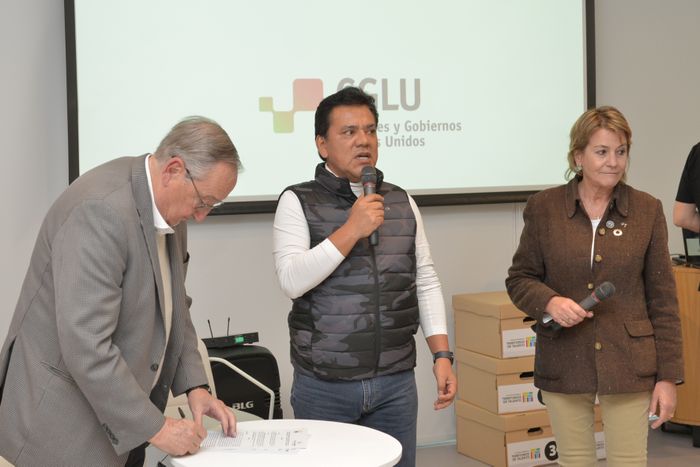 Tandil firmó convenios de cooperación con municipios de otros países