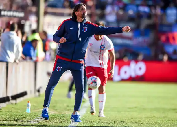 Diego Martínez, DT de Tigre.