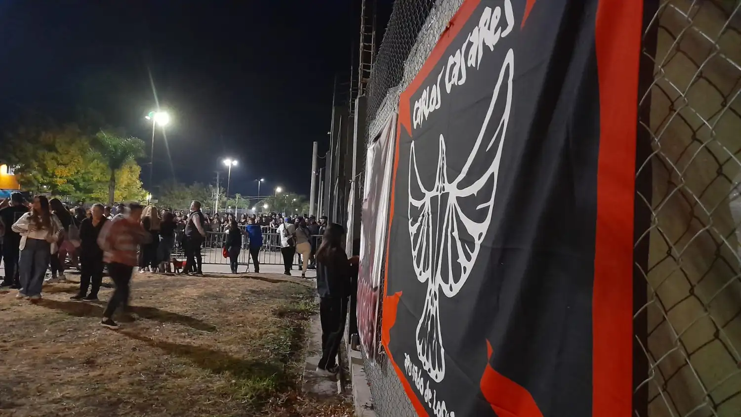 Ingreso, patio de comidas, barra de bebidas y más: así se acondicionó Astra para el show de La Renga