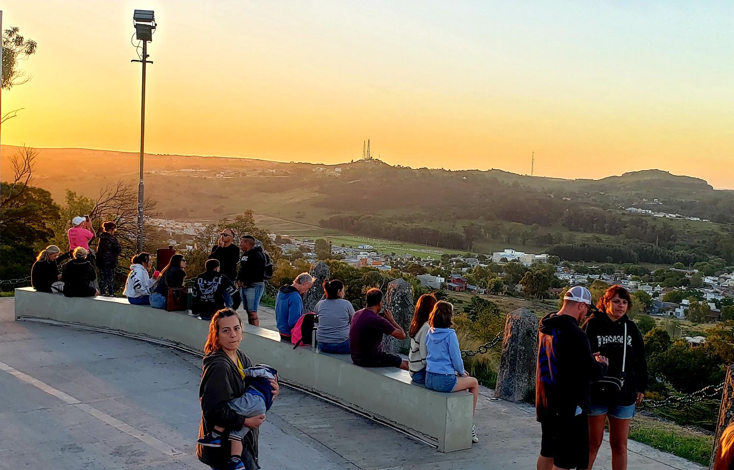 El último fin de semana largo del año contó con un buen número de turistas en Tandil.