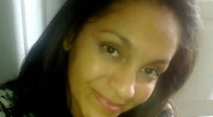 Cómo se mostraba en las redes la portera de escuela que se filmó abusando de un alumno