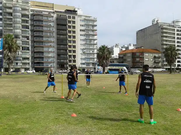 Juventud Unida disputa sus dos últimos partidos amistosos en Uruguay 