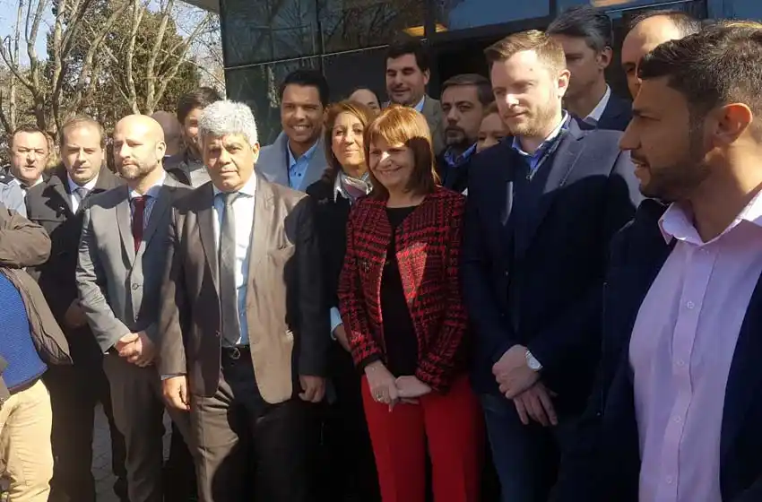 Para la ministra Patricia Bullrich, las balaceras son una «reacción típica» a los juicios a Los Monos