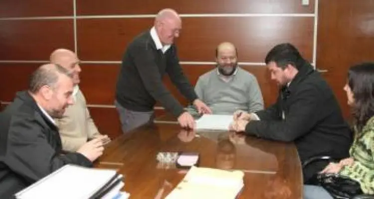 Abrieron los sobres de oferta  para las cloacas de Río Tala