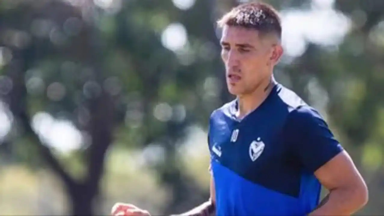 Centurión no seguirá en Vélez
