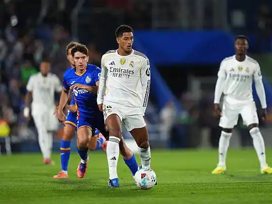 Real Madrid sigue líder