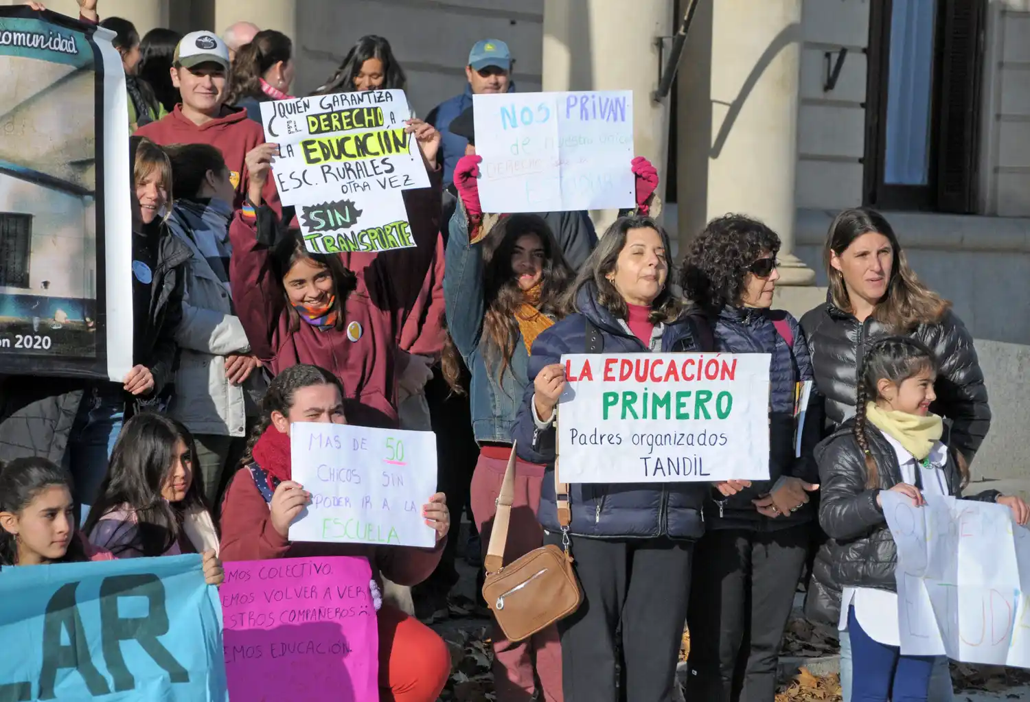 “Pedimos sensatez y coherencia con el discurso”, el reclamo de los padres y docentes al Intendente