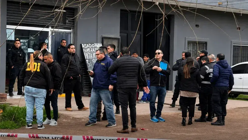 una pelea por una deuda terminó con dos muertos.