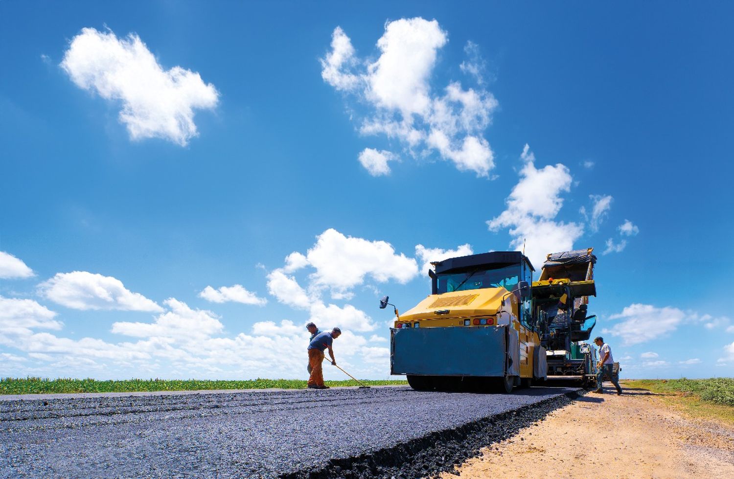 Provincia reactivó las obras de pavimentación en la Ruta del Cereal, que atraviesa el noroeste y sudoeste bonaerense