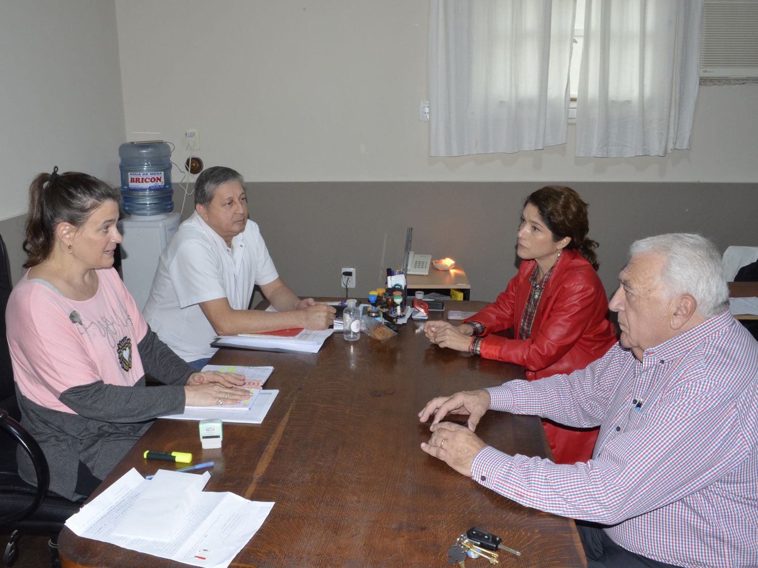 Visita institucional al hospital regional de Vera