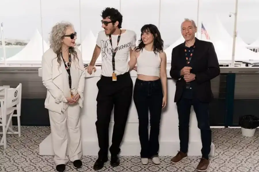 Sabrina Farji, Juan Cavoti, Zoe Hochbaum y Hernán Findling en el estreno de 