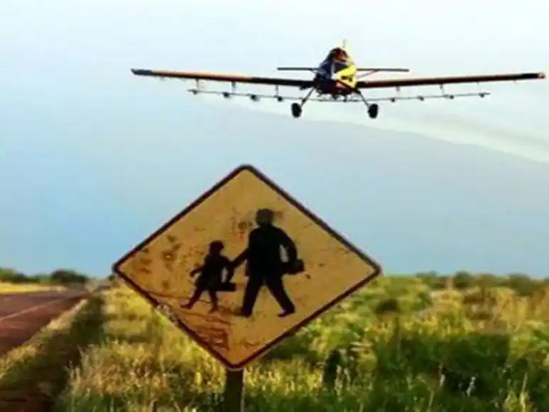 Agrotóxicos y nuevas biotecnologías, una reflexión que interpela a vecinos y productores de la región