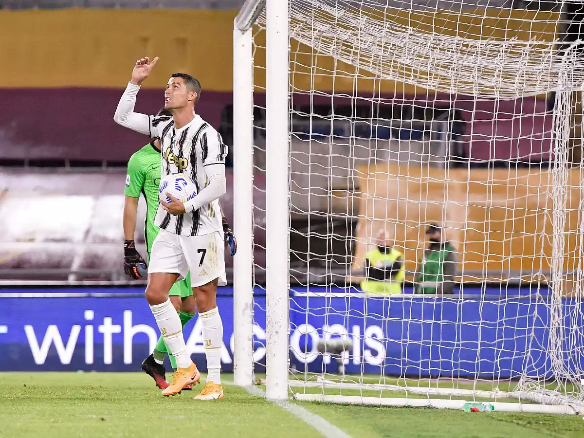 Doblete de Ronaldo en el empate de Juventus