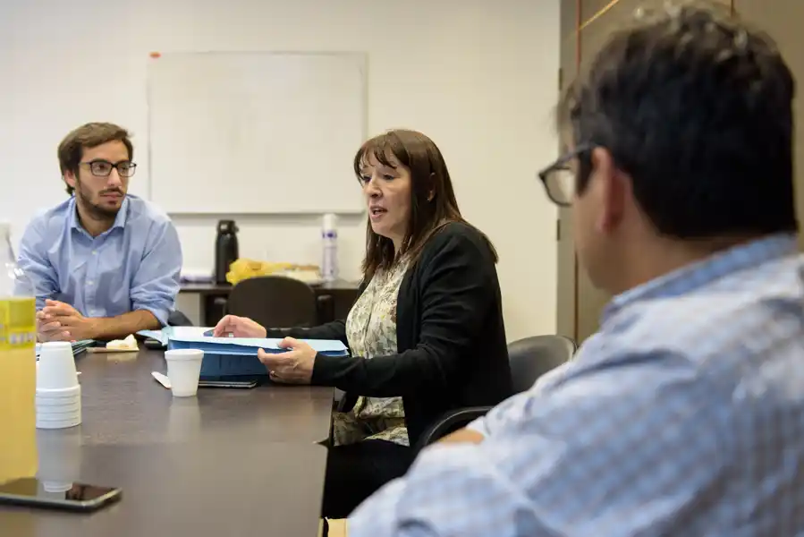 Avanzan beneficios para empresas recuperadas en la Legislatura bonaerense