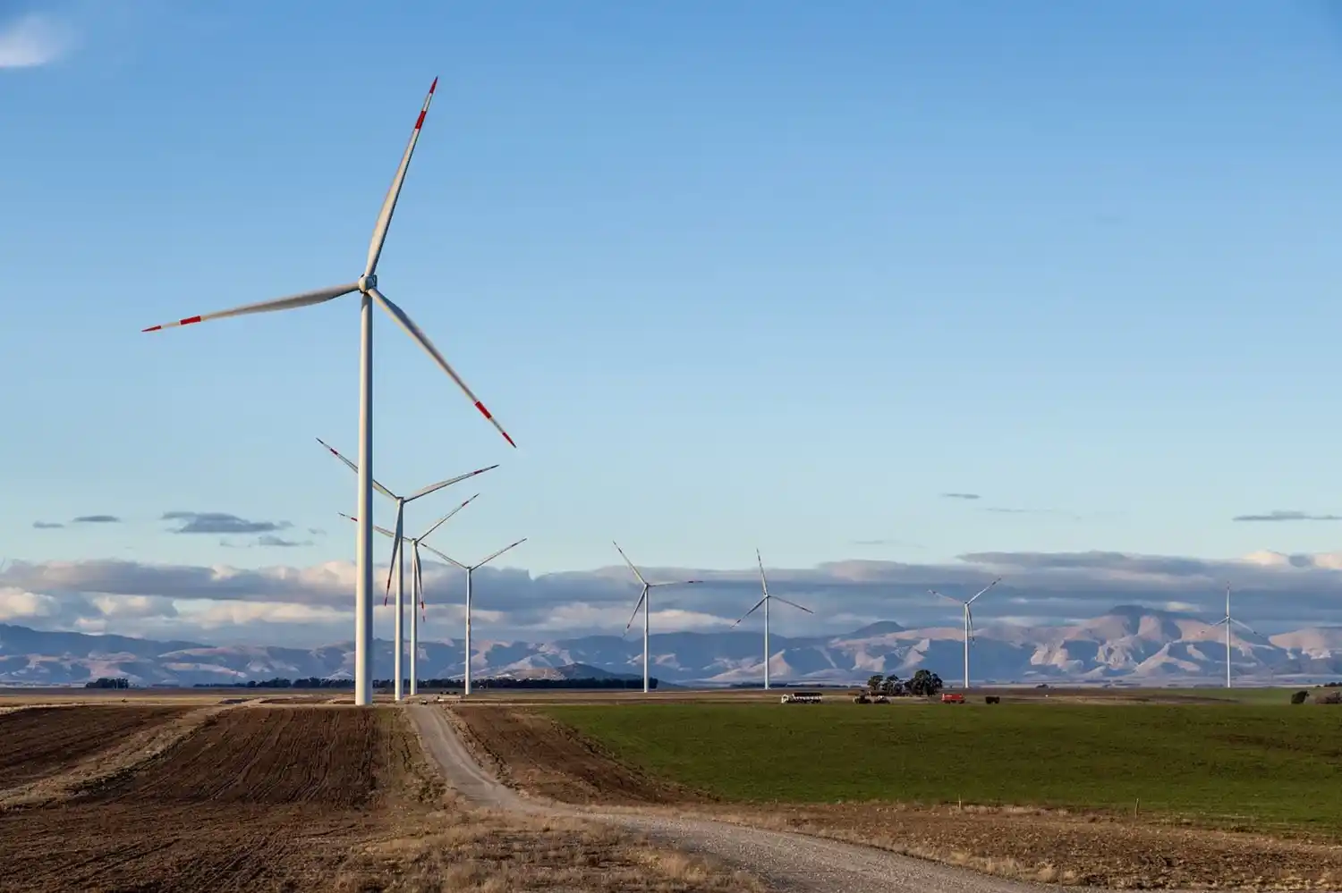 Se inauguraron tres parques eólicos más en Argentina