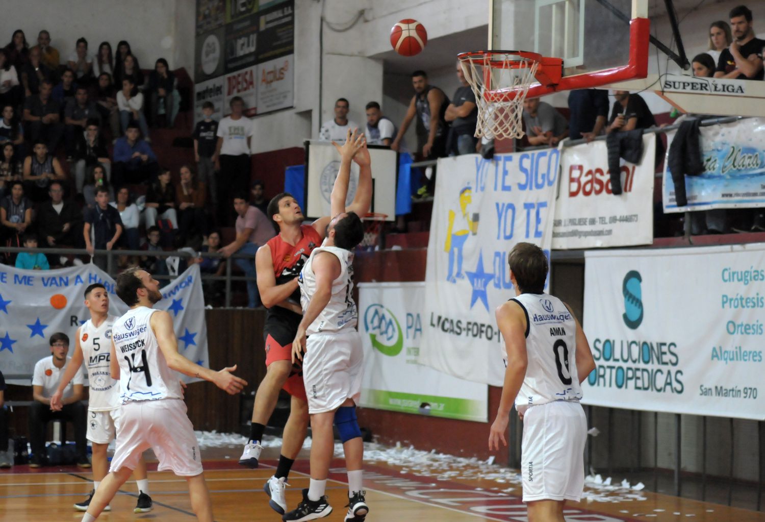 Con defensa, energía y variantes, Racing de Olavarría se floreó en el Martignoni