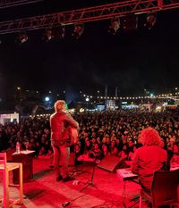 Roca Rock: el Paseo de los Españoles colmado para disfrutar de más de 40 bandas y 200 músicos locales