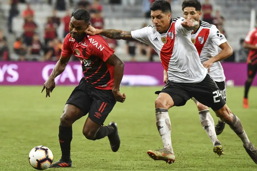 Enzo Pérez tiene coronavirus y no estará mañana ante Nacional