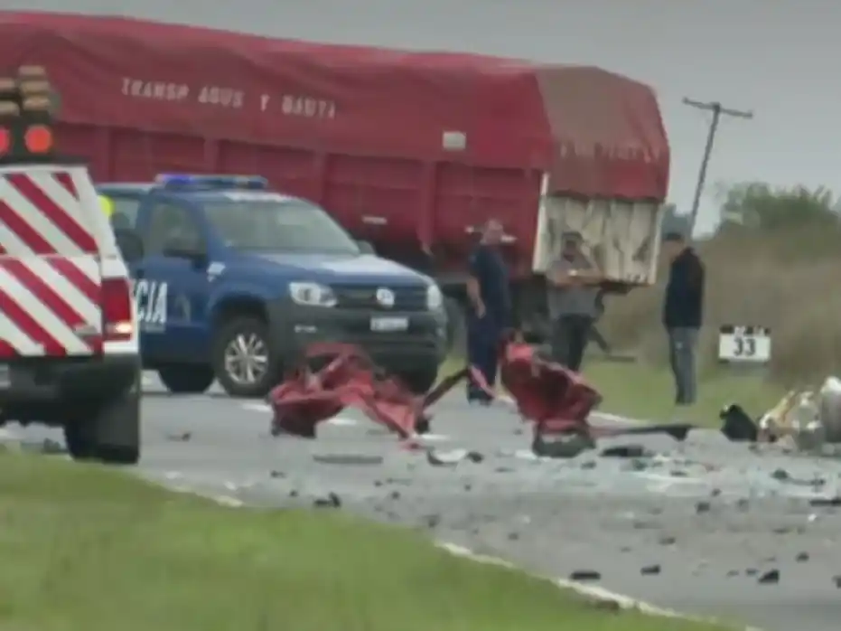 El siniestro fatal fue esta mañana, entre las localidades de Arminda y Pueblo Muñoz, en el sur de Santa Fe. Foto: Gentileza.