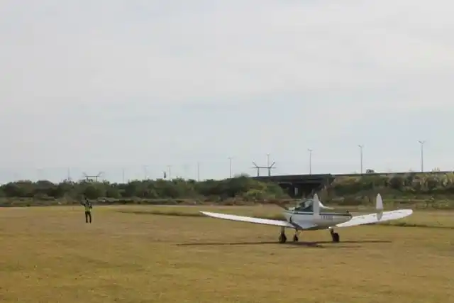 Cayó avioneta en Quilmes y el piloto salvó su vida