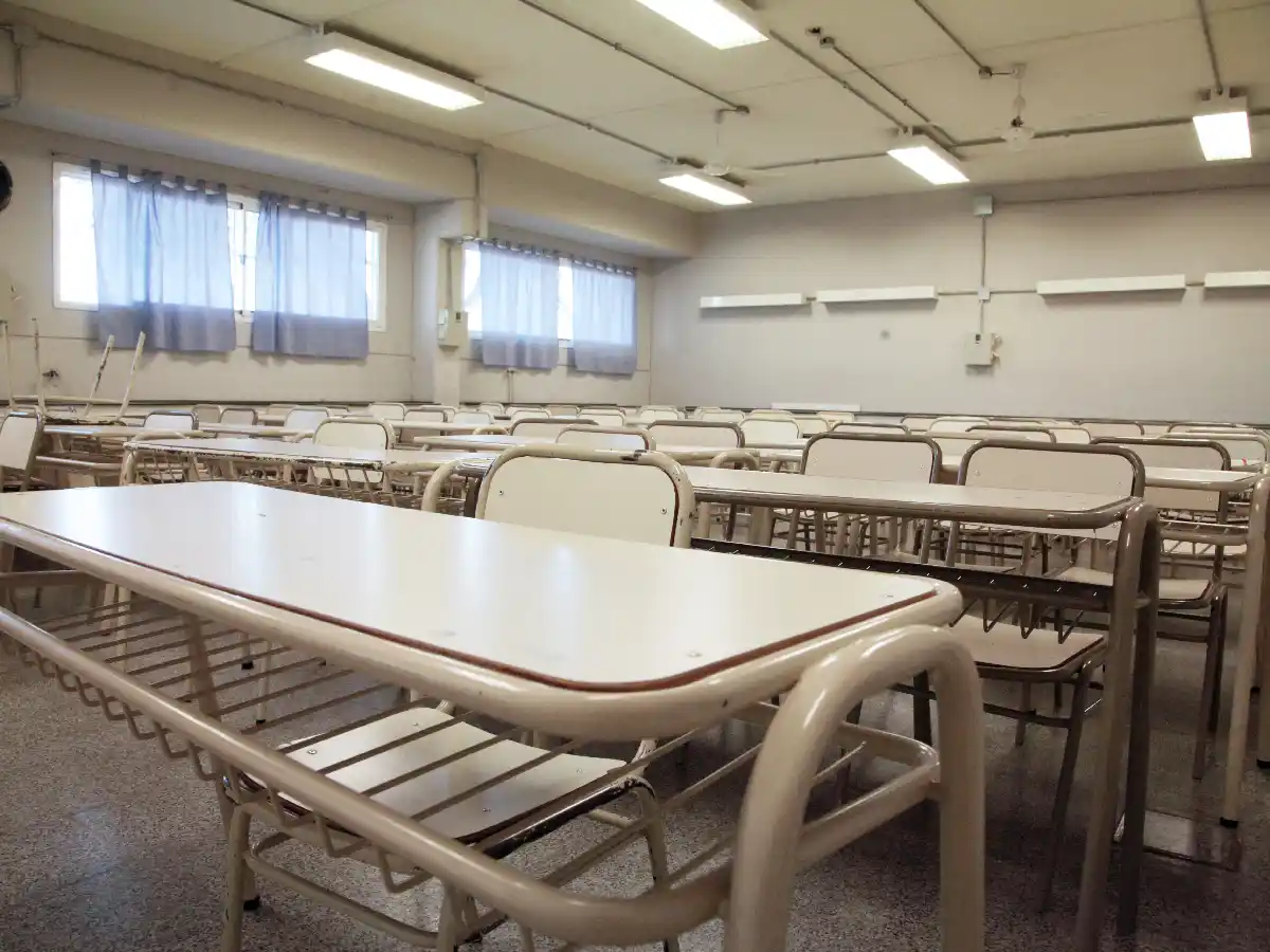 Paro de docentes universitarios: alto acatamiento en la ciudad      