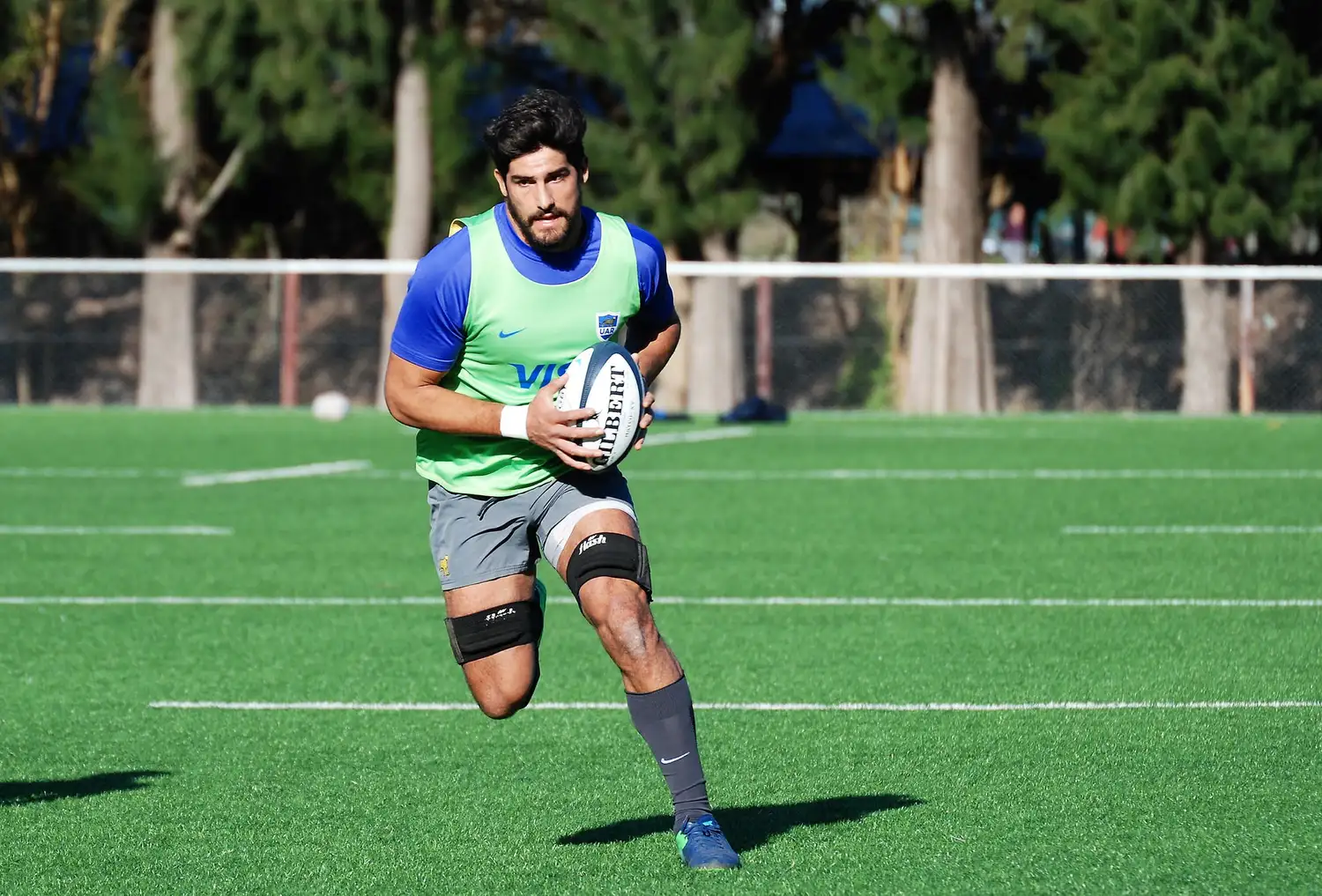 Bruni, en el plantel que se  prepara para los All Blacks